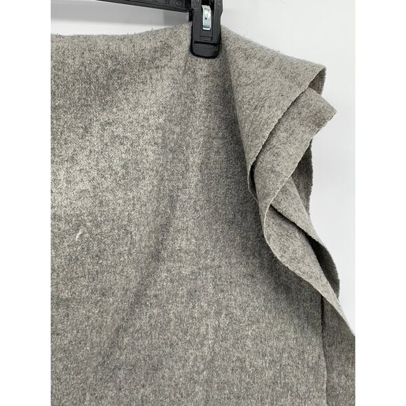 UNBRANDED Women's Charcoal Gray Soft Knit Fringe Wrap Scarf SZ OS - Picture 4 of 10